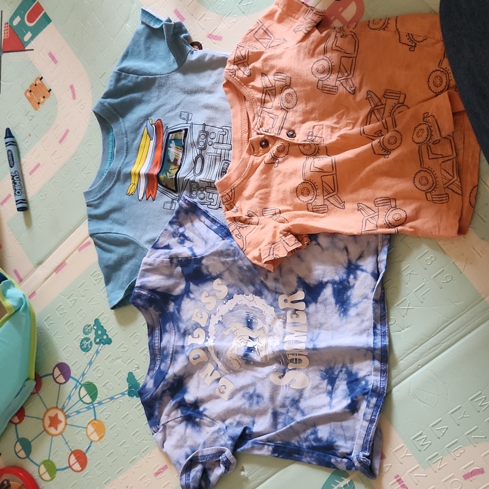 Like new baby short sleeve shirts
